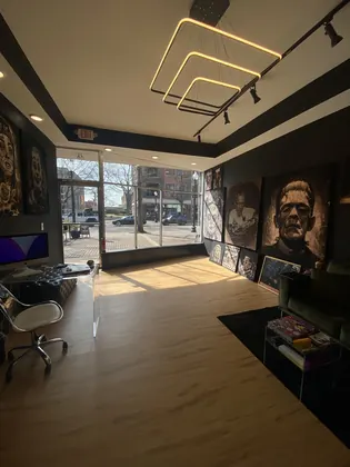 Gallery 13, business photo 2
