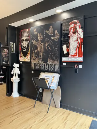 Gallery 13, business photo 4