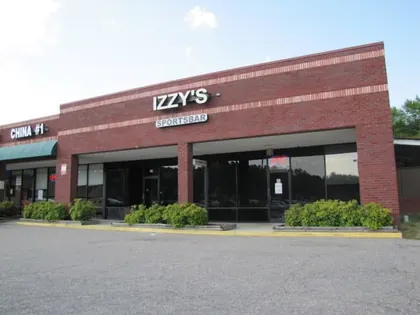 Izzy's Sports Bar, business photo 3