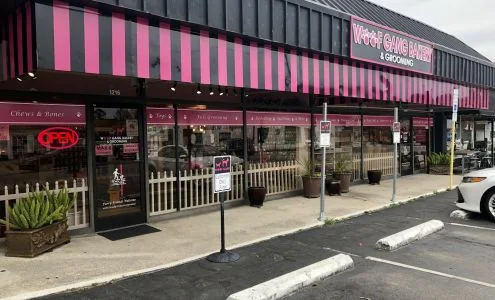Woof Gang Bakery & Grooming Fayetteville business photo